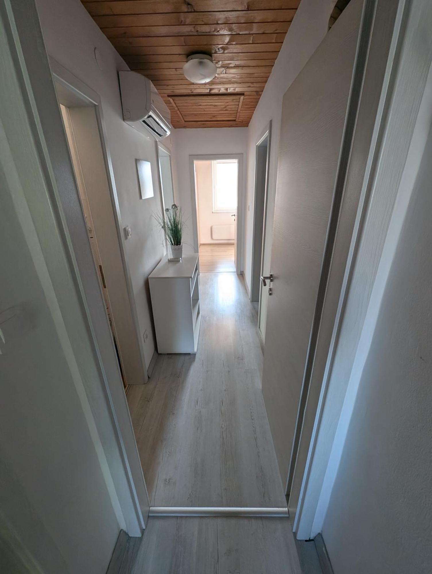 Apartment Bee Near Bled Zabreznica Bagian luar foto